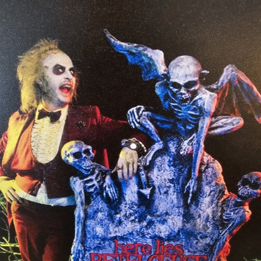 "Beetlejuice" tin sign 7-3/4" x 11-3/4" - Picture 2 of 4